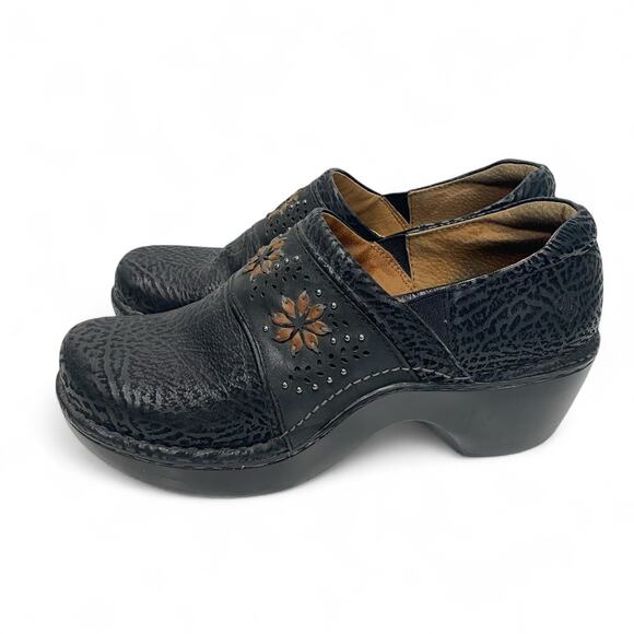 ARIAT Bella Black Leather Clogs Shoes Womens Size 10 B Floral Studded - Picture 1 of 9